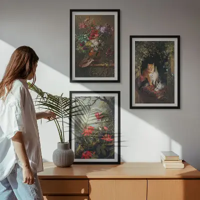 Komplet 3 slik v okvirju starinski motivi rož mačk in narave