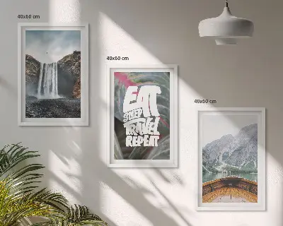 Slika slap v gorah z naravo in čolnom triptih v okvirju