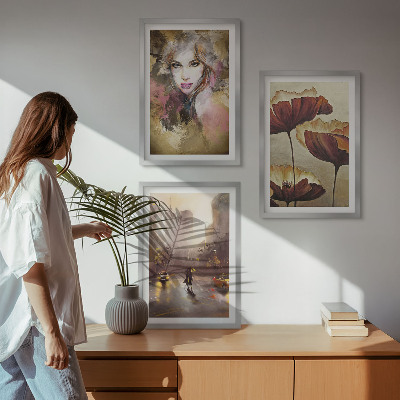 Večdelna slika v okvirju Abstraktni portret ženske s cvetjem in dežjem