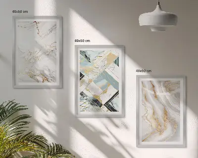 Večdelna slika v okvirju z elegantnimi marmornimi vzorci