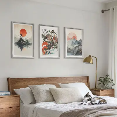 Večdelna slika v okvirju z japonskim azijskim motivom