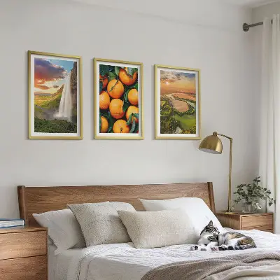 Slap Oranžne gore večdelna slika v okvirju