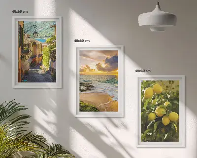 Večdelna slika v okvirju z motivom ulic, morja, plaže in citrusov