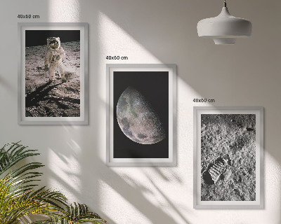 Triptih v okvirju Fotografija astronavta na Luni