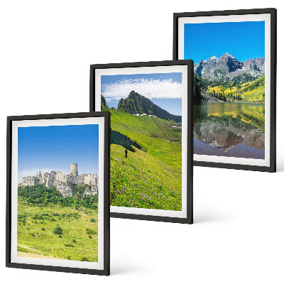 Set 3 slik v okvirju Zeleni griči z gradom