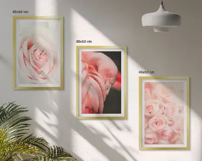Triptih v okvirju z motivom nežnih pastelno roza flamingov