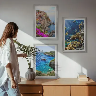 Komplet 3 slik v okvirju razgledi na morje s pisanimi hišami
