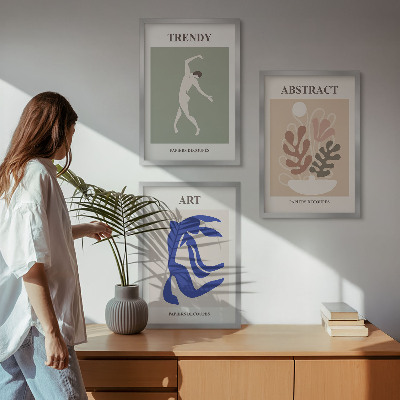 Triptih v okvirju Matissejeve elegantne rastlinske figure