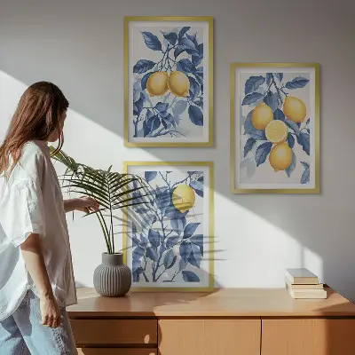 Modri listi limonine veje triptih v okvirju