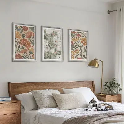 Večdelna slika v okvirju cvetlični vzorci v oranžno zeleni barvi