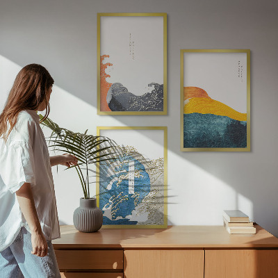 Triptih v okvirju Valovi japonskega grafičnega sloga