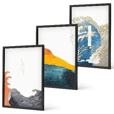 Triptih v okvirju z motivom valov v japonskem grafičnem slogu