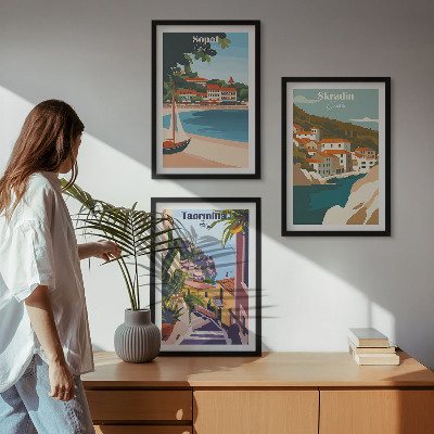 Triptih v okvirju Ilustracije obmorskega mesta
