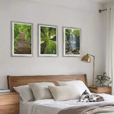 Komplet 3 slik v okvirju motiv gozda in slapa z vegetacijo