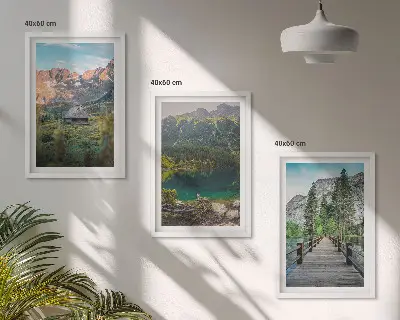 Večdelna slika v okvirju gorska pokrajina z mostom ob jezeru