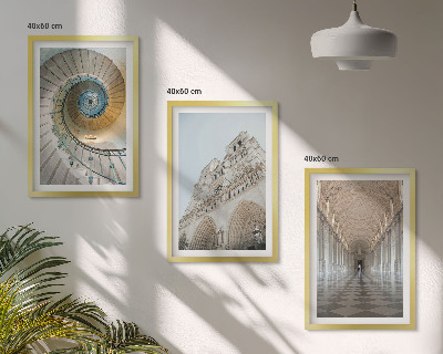 Set 3 slik v okvirju Spiralno stopnišče fasade katedrale