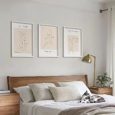 Večdelna slika v okvirju plakat z minimalizmom ženskih silhuet