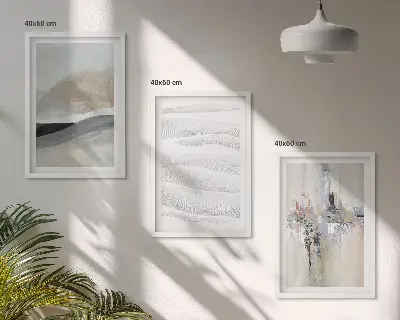 Večdelna slika v okvirju z abstraktnimi vzorci Zemlje