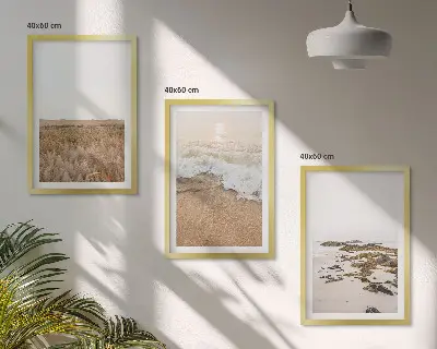 Triptih v okvirju morski motiv s plažo, valovi in kamni