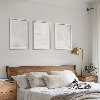 Set 3 slik v okvirju Minimalistično ozadje z belimi pikami