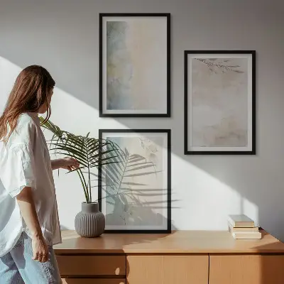 Nežni akvarelni motivi v okvirju komplet 3 slik