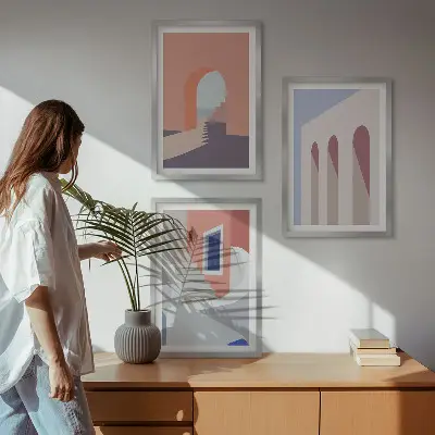 Minimalistične arhitekturne ilustracije triptih v okvirju