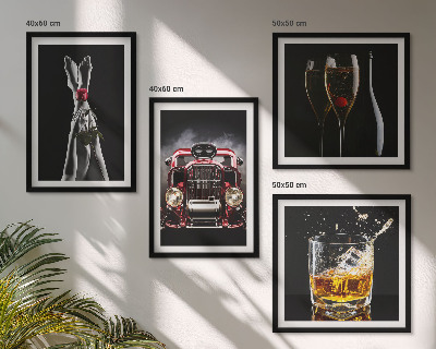 Pripravljena stenska galerija Ženske noge, rožnato vino