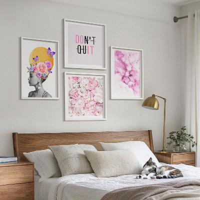 Pripravljena stenska galerija Abstraktni portret ženske z rožami
