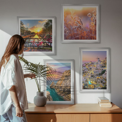 Pripravljena stenska galerija Sončni zahodi ob morju