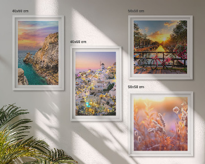 Pripravljena stenska galerija Sončni zahodi ob morju