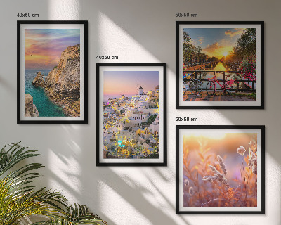 Pripravljena stenska galerija Sončni zahodi ob morju