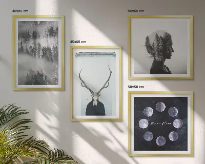Komplet slik nad zofo z motivom ženske z lobanjo v gozdni megli pod luno