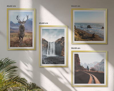 Pripravljena stenska galerija Gorske pokrajine slap jelenje plaže