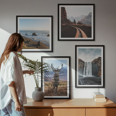 Pripravljena stenska galerija Gorske pokrajine slap jelenje plaže
