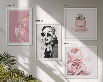 Pripravljena stenska galerija Elegantni roza dodatki