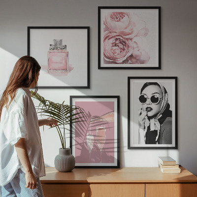 Pripravljena stenska galerija Elegantni roza dodatki