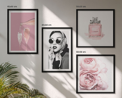 Pripravljena stenska galerija Elegantni roza dodatki