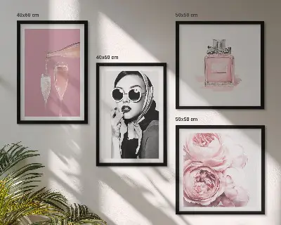 Pripravljena stenska galerija v elegantnih roza odtenkih