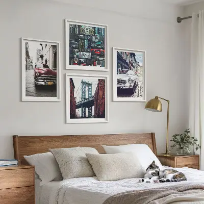 Komplet slik s starimi avtomobili retro motiv Brooklyn v avdio slogu nad zofo