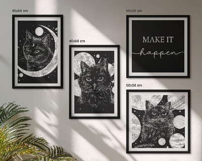 Pripravljena stenska galerija Lunin planet črnih mačk