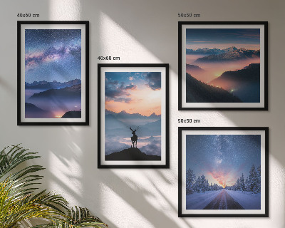 Pripravljena stenska galerija Nočno nebo gore megla jelen