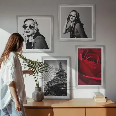 Pariška dama z Eifflovimi očali komplet 4 slik v okvirju