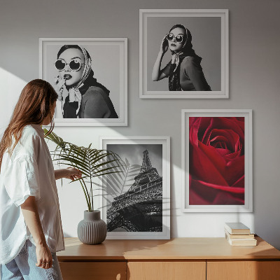 Set 4 slik v okvirju Pariška dama z Eifflovimi očali
