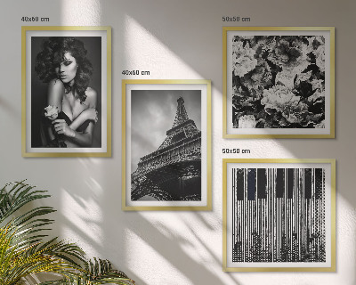 Pripravljena stenska galerija Portret ženske z Eifflovo vrtnico