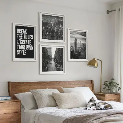 Komplet slik za nad zofo črno-beli navdih mestnih ulic