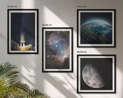 Pripravljena stenska galerija z motivi vesolja, Zemlje, rakete in galaksije