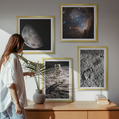 Set 4 slik v okvirju Fotografija sledi astronavta na Luni