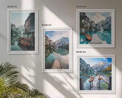 Stenska galerija leseni čolni na gorskih jezerih