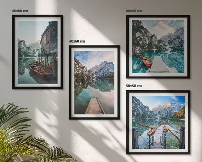 Stenska galerija leseni čolni na gorskih jezerih