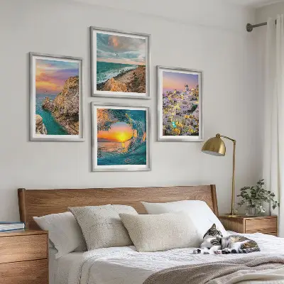 Pripravljena stenska galerija morski valovi in bele hiše na Santoriniju